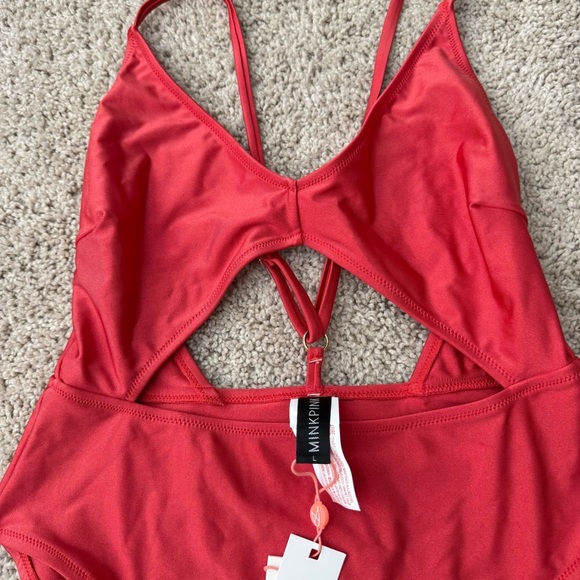 NWT MINKPINK Coral Reef Cut Out One Piece Swimsuit Size Large - Picture 6 of 10